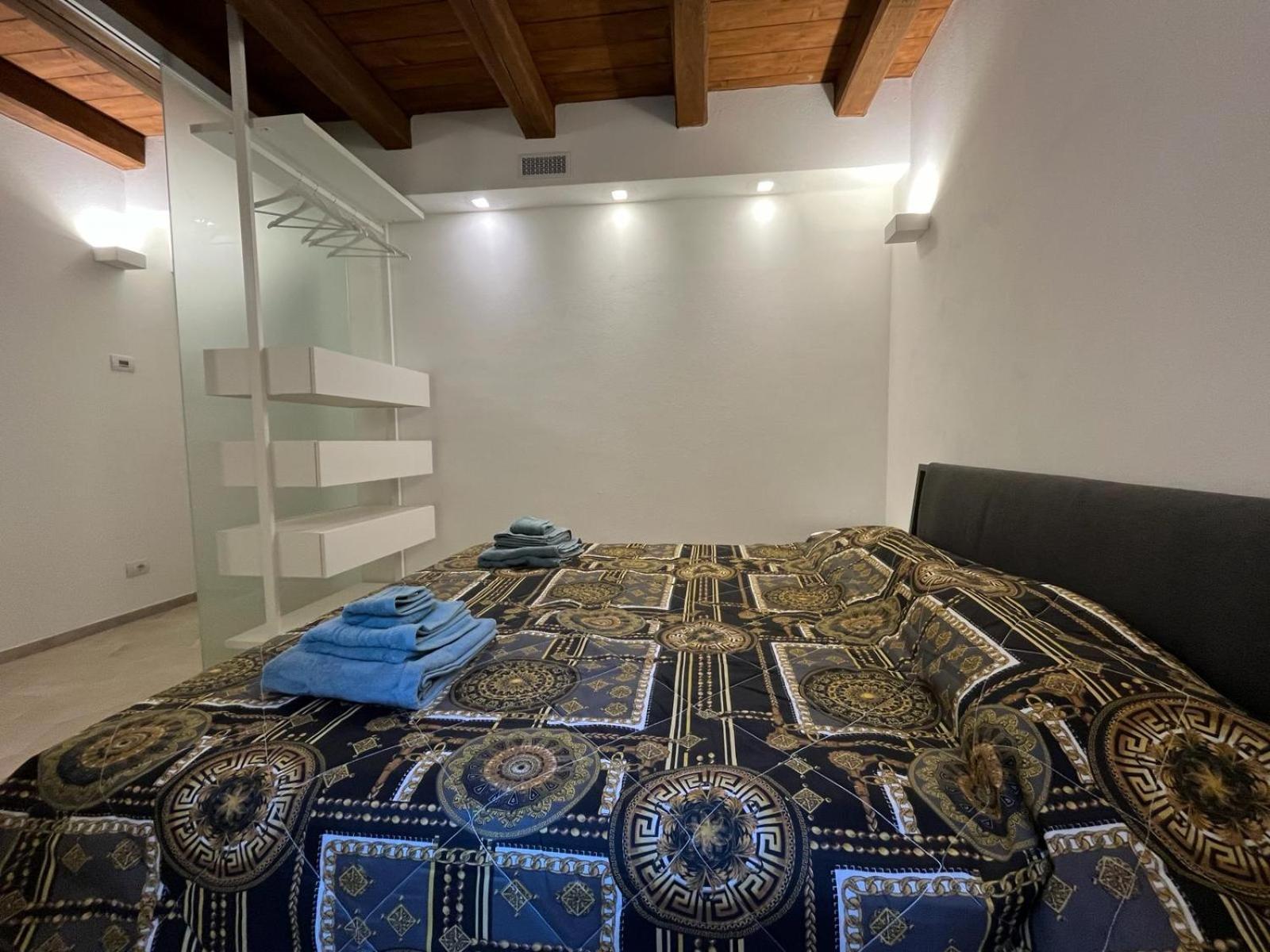 Апартаменти Charme In Centro With Private Parking Асколі-Пічено Екстер'єр фото