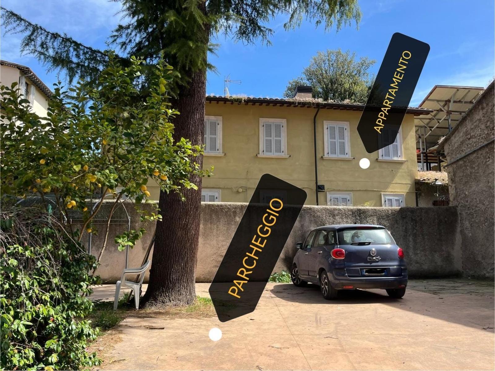 Апартаменти Charme In Centro With Private Parking Асколі-Пічено Екстер'єр фото
